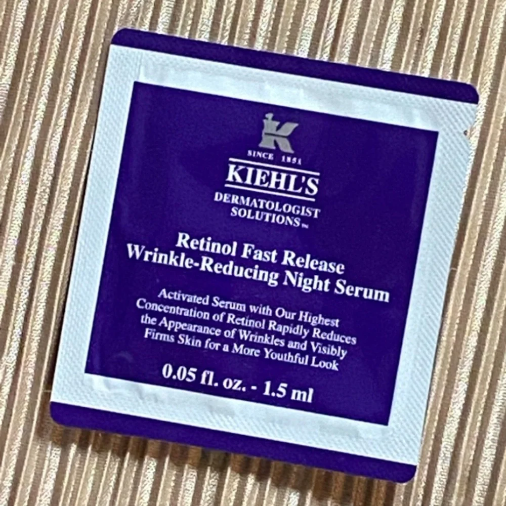 Kiehl's Retinol Fast Release Wrinkle-Reducing Night Serum - 1.5ml Packet